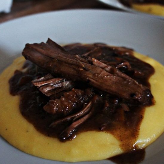 Receita de Carne de Panela Tipo Italiana com Polenta
