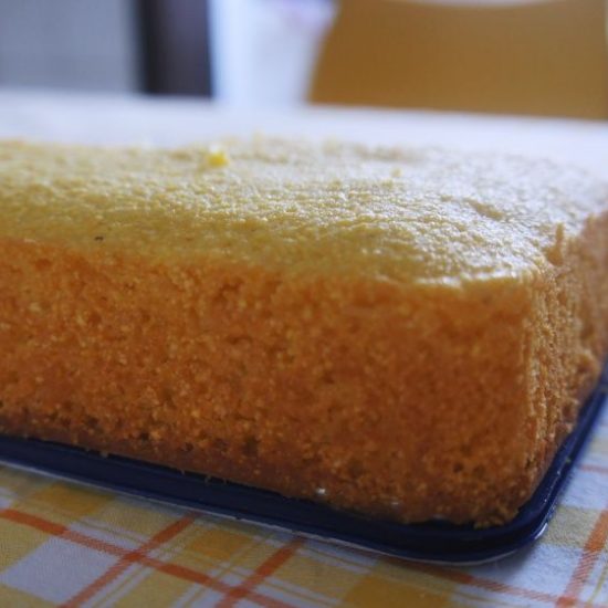 Receita de Bolo Sem Glúten com Flocão de Milho e Coco