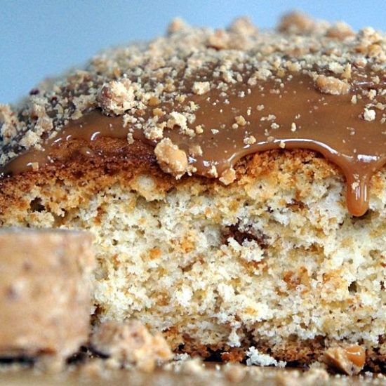 Receita de Bolo de Paçoca com Cobertura de Doce de Leite