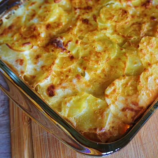 Receita de Batata Gratinada (Dauphinoise potatoes)
